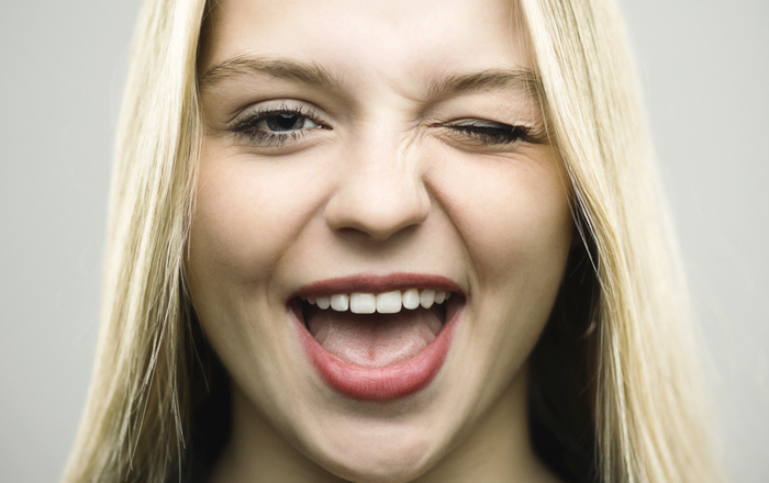 Teen Jugendliche offenes Lachen